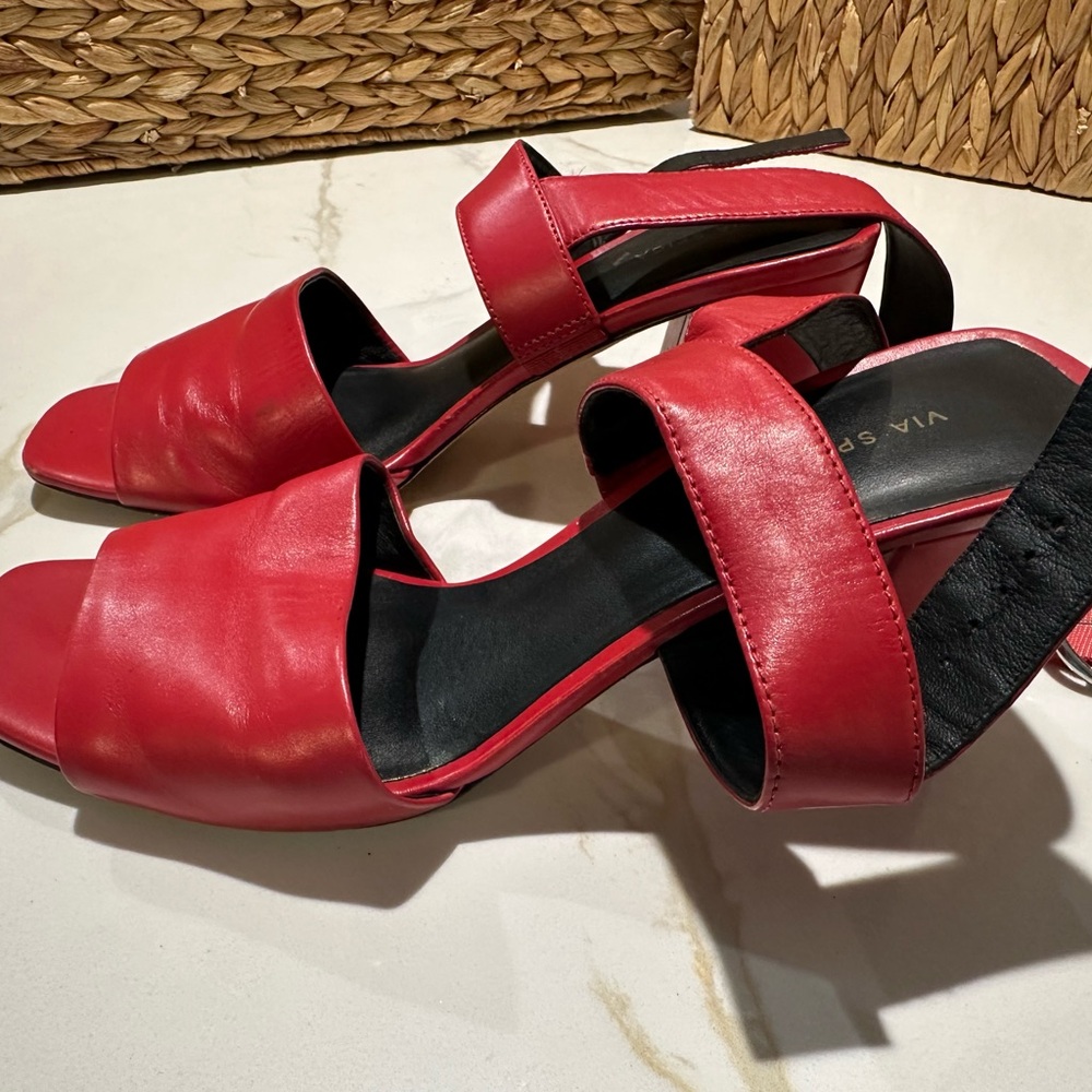 Via Spiga Red Open-Toe Blocked Heels